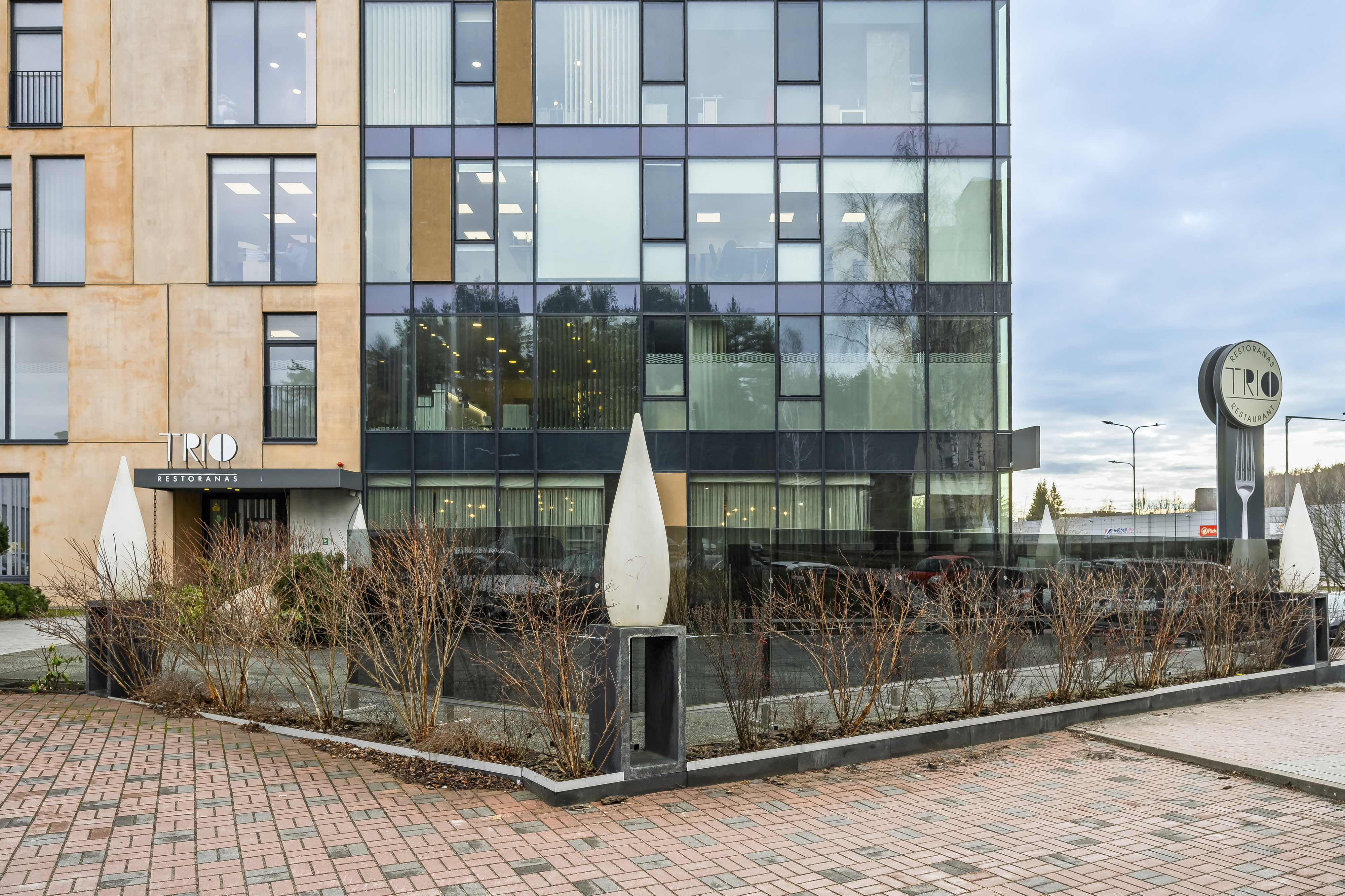 Vilniaus m., Ateities g. 90 m² ploto butas